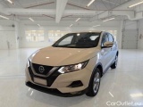  Nissan  Qashqai NISSAN  / 2017 / 5P / CROSSOVER 1.3 DIG-T 140 BUSINESS (AUTOCARRO) 
