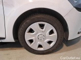  Renault  Clio RENAULT  / 2016 / 5P / BERLINA VAN ENERGY 1.5 DCI 75 #15