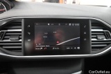  Peugeot  308 PEUGEOT  SW BlueHDi 130 EAT8 Stop & Start Allure Business-Paket 5d 96kW #41
