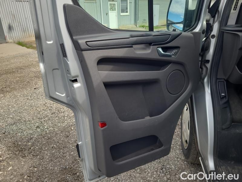  Ford  Transit  Custom (2013) Tr.Cu.2.0TDCi 96 320 Tr L1 4d #8