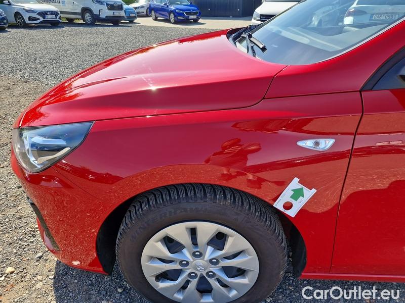 Hyundai  i30   cw (PD)(2017->)  1.5i Start Plus kombi 5d #3
