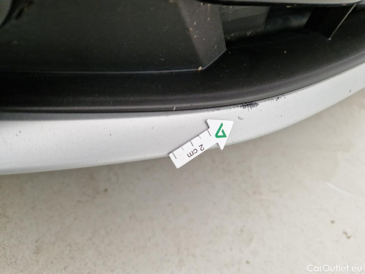  Audi  A3  Limuzina Advanced 35 TDI #11