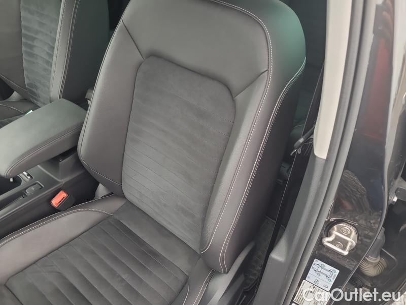  Volkswagen  Passat  Variant (CB5) (2019) Pas.Var.2.0TDI 110 Elegance #28