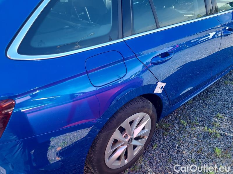  Skoda  Octavia  Combi (NX3)(2020) Oct.C.2.0TSI 140 Style 4x4 AT #18