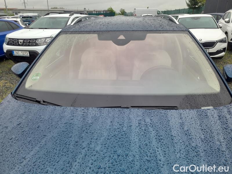  Skoda  Superb  Combi (3V5)(2015) Sup.C.FL2.0TDI 140 L&K 4x4 AT #1