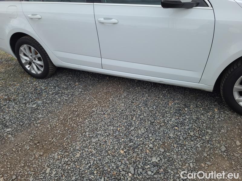  Skoda  Octavia  Combi  (5E5)(03.2017->) Octa.Com TDI 135 Style 4x4 AT #16