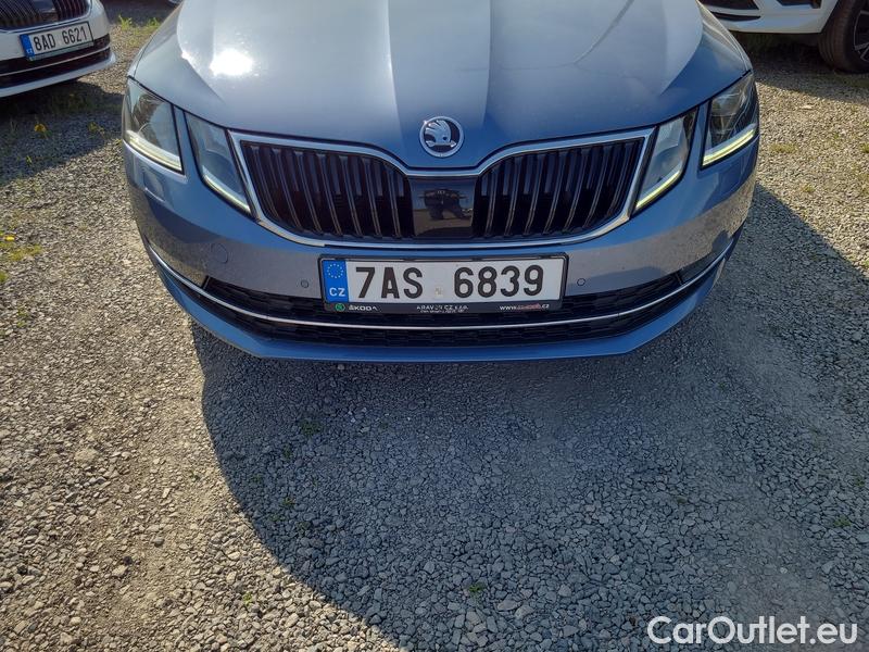  Skoda  Octavia  Lim.  (5E3)(03.2017->)  2.0TSI 140 Style AT #2