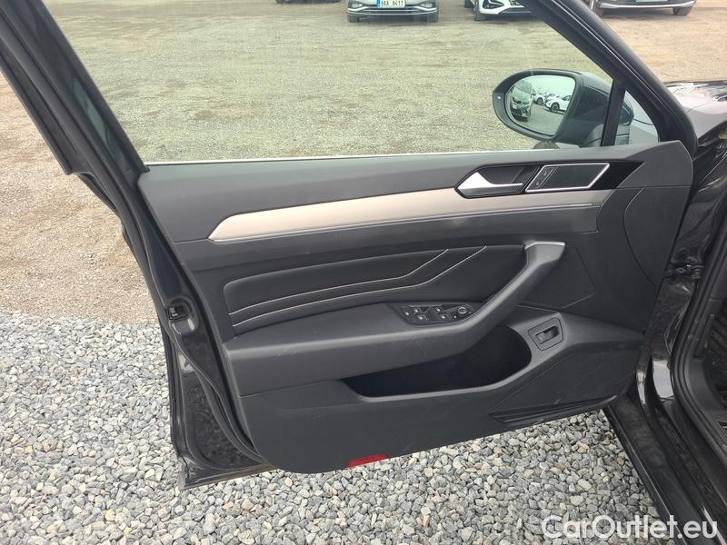 Volkswagen  Passat  Variant (CB5) (2019) Pas.Var.2.0TDI 110 Elegance #30