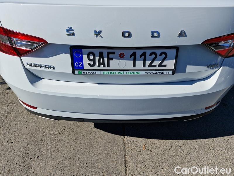  Skoda  Superb  (3V3)(2015)  2.0TSI 206 Style 4x4 AT #13
