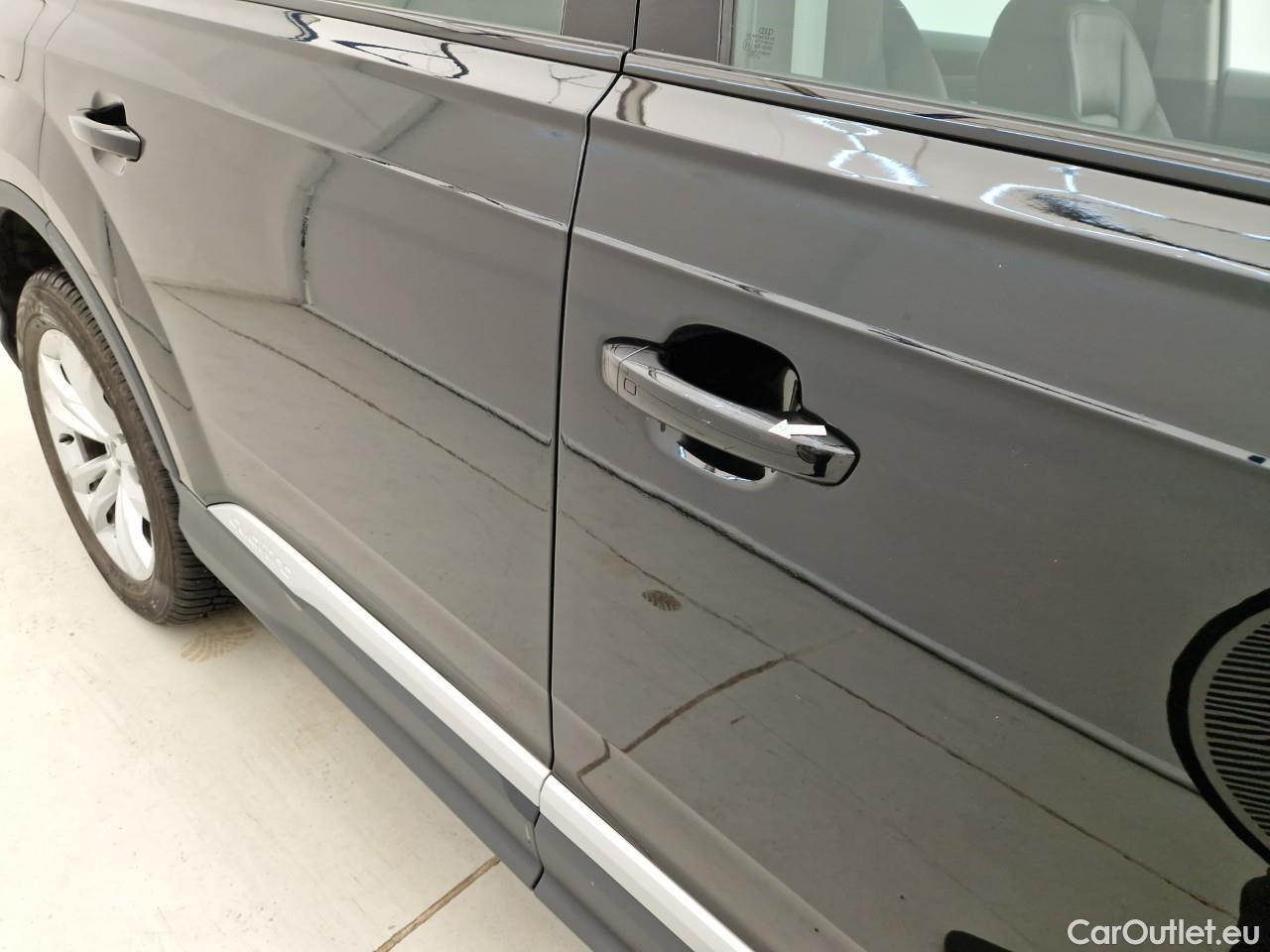  Audi  Q7  45 TDI quattro #32