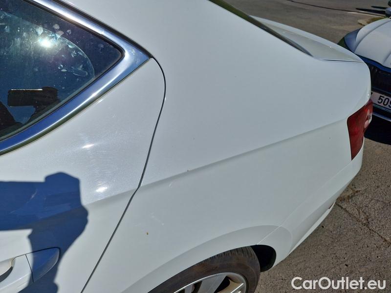  Skoda  Superb  (3V3)(2015)  2.0TSI 206 Style 4x4 AT #6