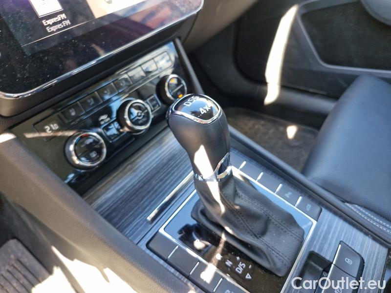  Skoda  Superb  (3V3)(2015)  2.0TSI 206 Style 4x4 AT #11