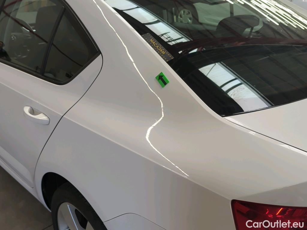  Skoda  Octavia 1.6 TDI Ambition 115HP #9