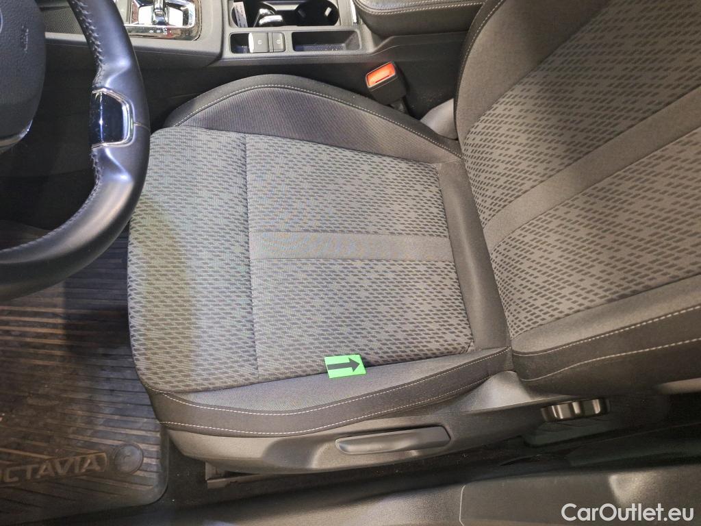  Skoda  Octavia 2.0 TDI 150CP Style Combi DSG #13