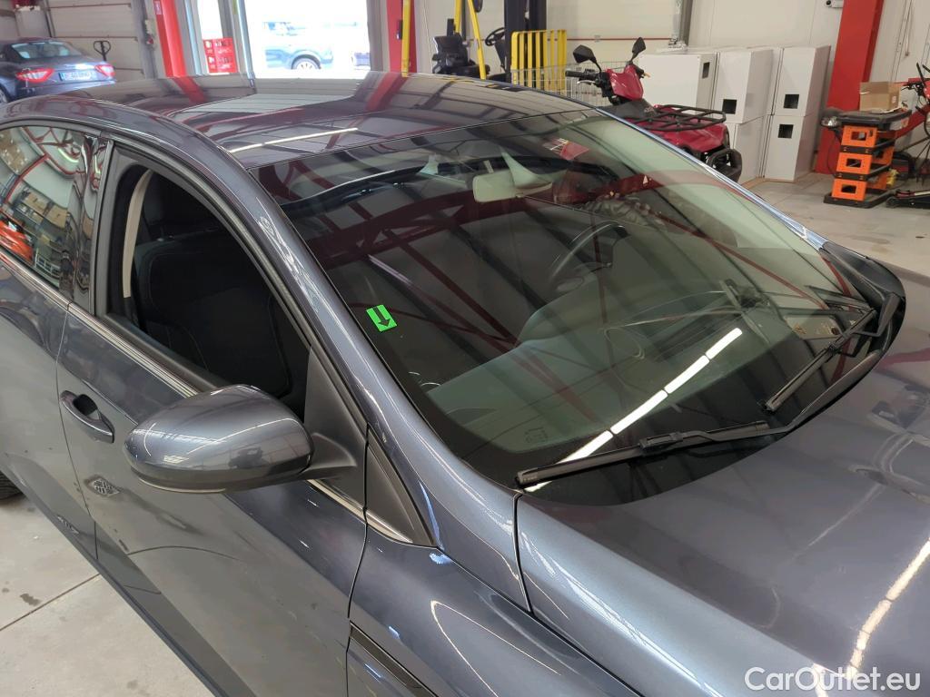  Renault  Megane 1.3 TCe 140CP Zen EDC #1