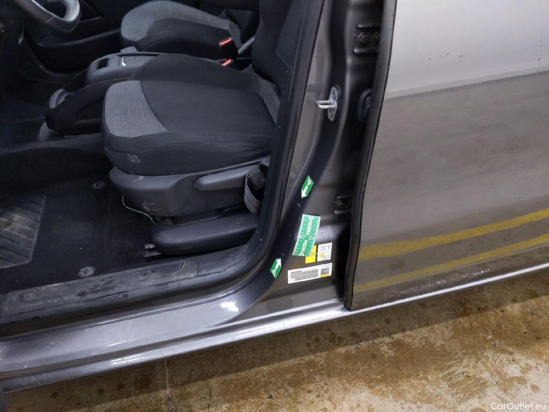  Citroen  C4 Grand Picasso /Spacetourer Business 1.2 PureTech 130CV BVA8 E6dT #3