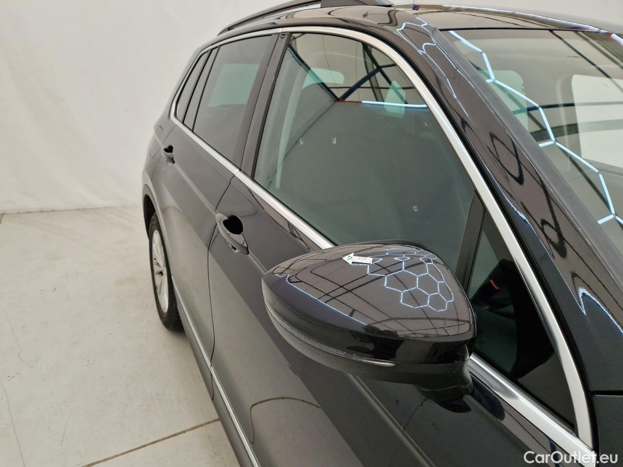  Volkswagen  Tiguan 2.0 TDI 150CP Comfortline DSG #24