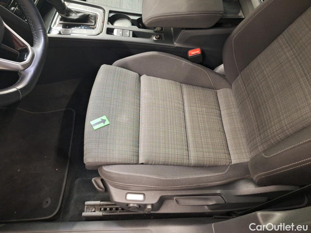  Volkswagen  Passat Comfortline 2.0 TDI 122CP DSG #13