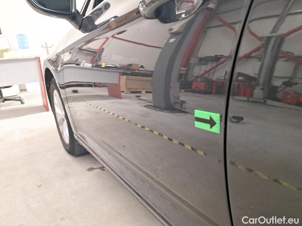  Volkswagen  Passat Comfortline 2.0 TDI 122CP DSG #21