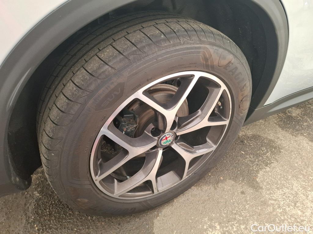  Alfa Romeo   STELVIO ALFA ROMEO / 2017 / 5P / SUV 2.2 Diesel 190ch AT8 Sprint #6