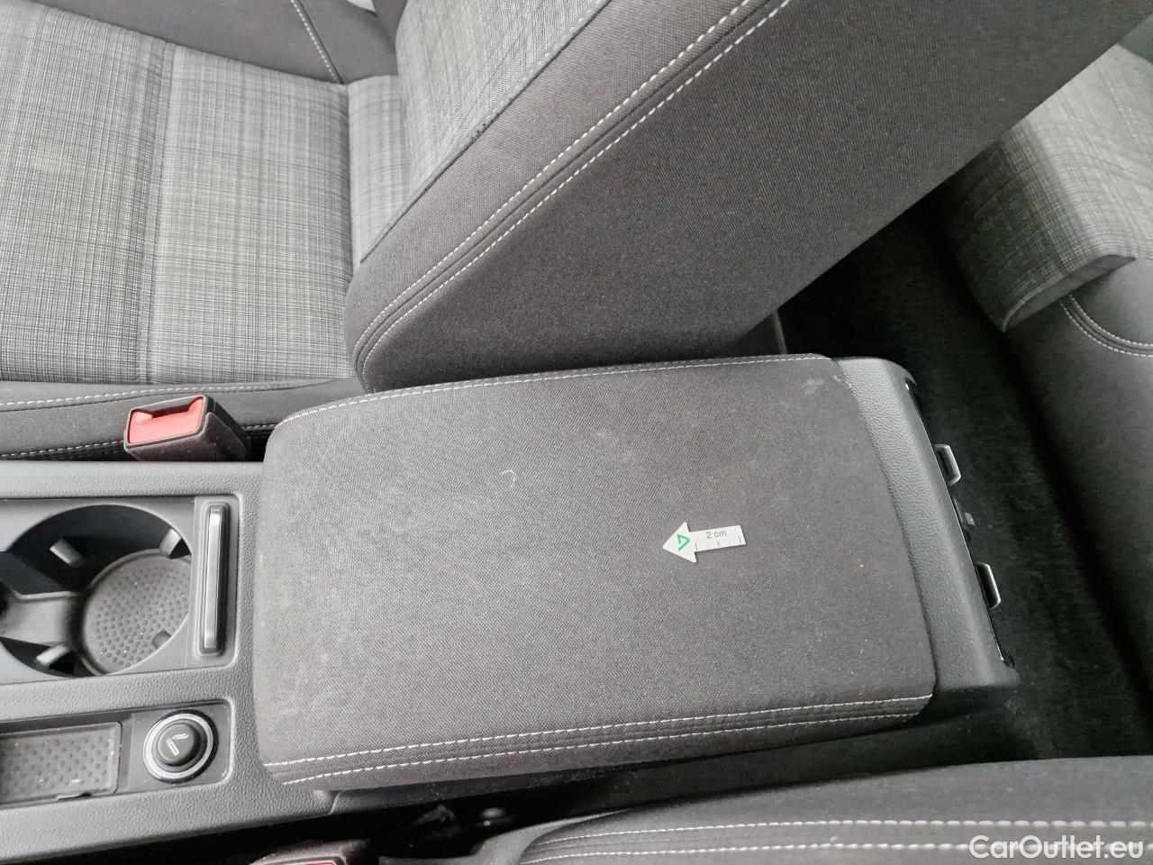  Volkswagen  Passat Comfortline 2.0 TDI DSG 150 CP #31