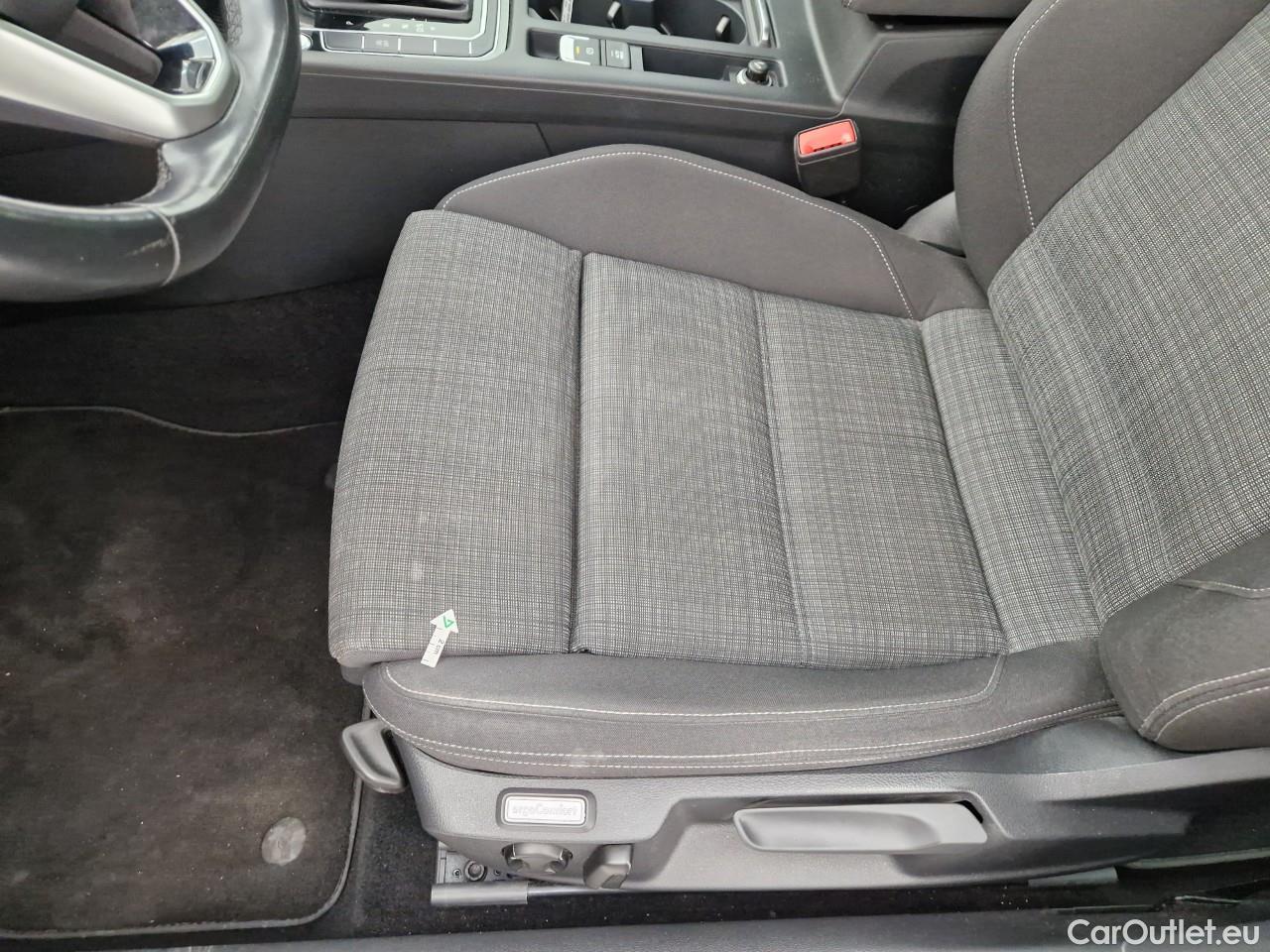  Volkswagen  Passat Comfortline 2.0 TDI DSG 150 CP #28