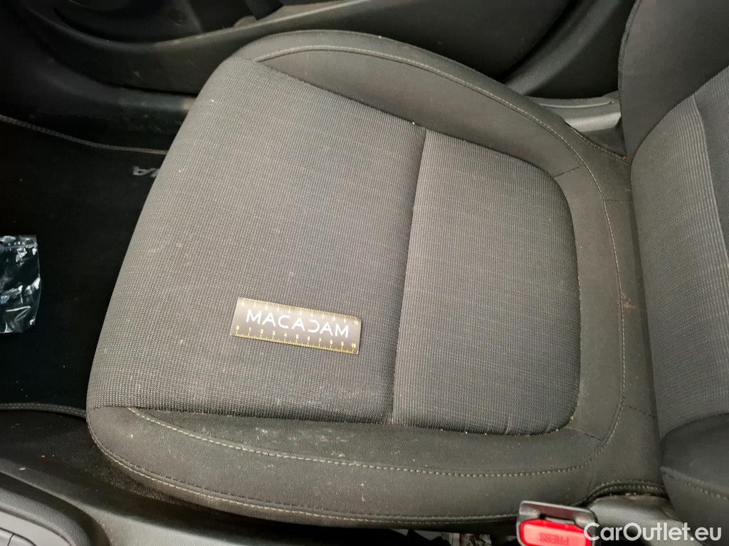  Hyundai  Konna Kona Business Hybrid 2WD 1.6 GDI 140CV BVA6 E6d #32