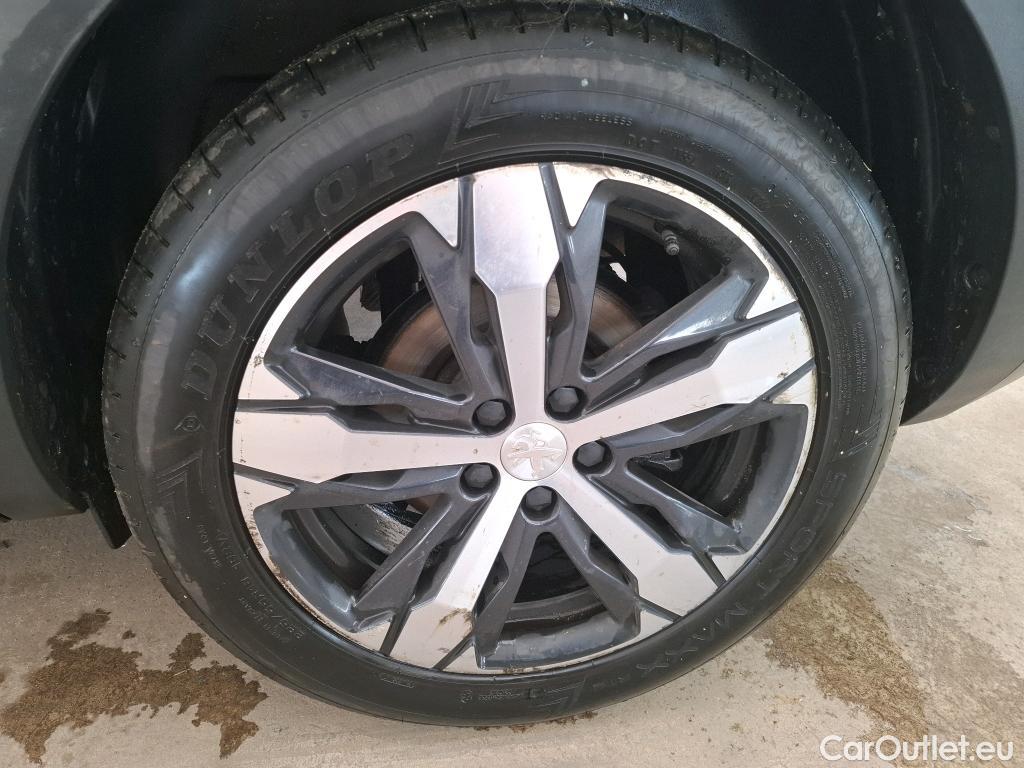  Peugeot  5008  Road Trip 1.5 HDi 130CV BVA8 7 Sieges E6d #36