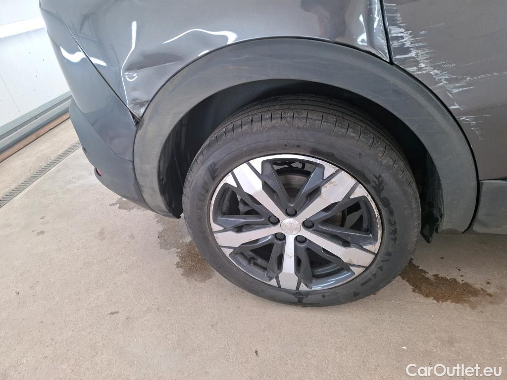  Peugeot  5008  Road Trip 1.5 HDi 130CV BVA8 7 Sieges E6d #48