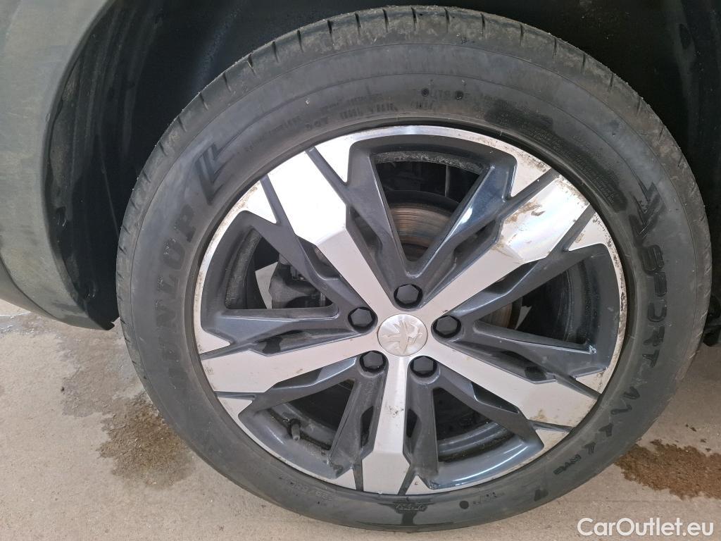  Peugeot  5008  Road Trip 1.5 HDi 130CV BVA8 7 Sieges E6d #49