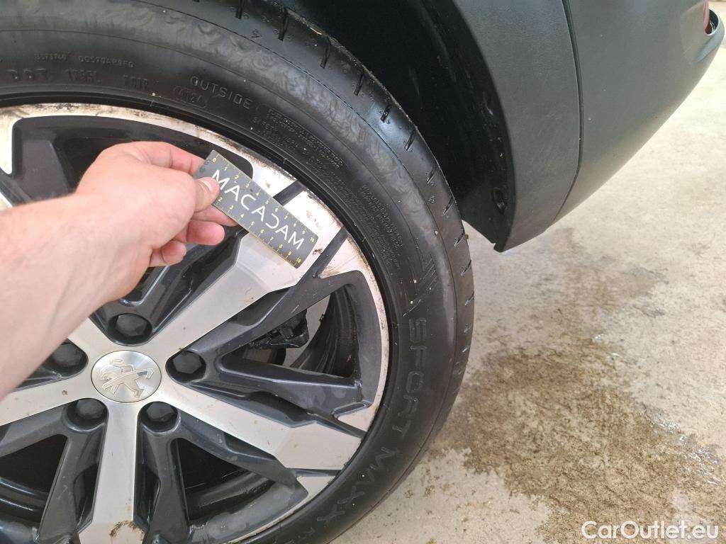  Peugeot  5008  Road Trip 1.5 HDi 130CV BVA8 7 Sieges E6d #38