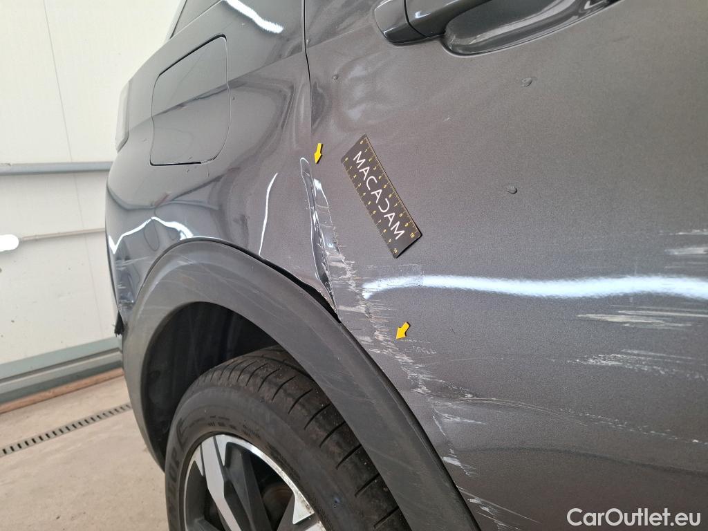  Peugeot  5008  Road Trip 1.5 HDi 130CV BVA8 7 Sieges E6d #8