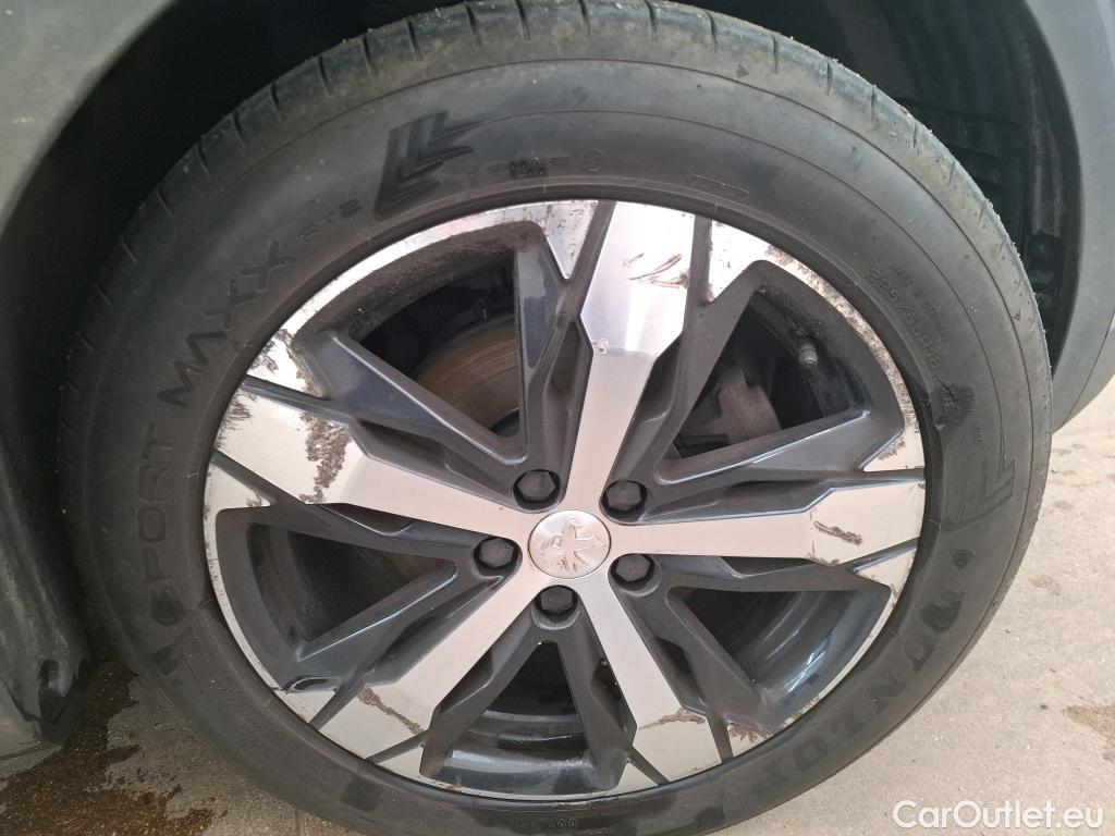  Peugeot  5008  Road Trip 1.5 HDi 130CV BVA8 7 Sieges E6d #21