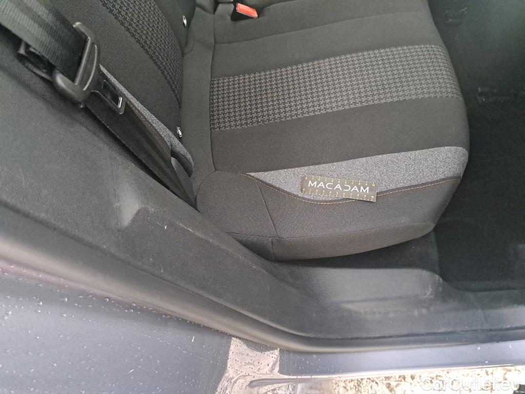  Peugeot  3008  Active Pack 1.5 HDi 130CV BVA8 E6d #7