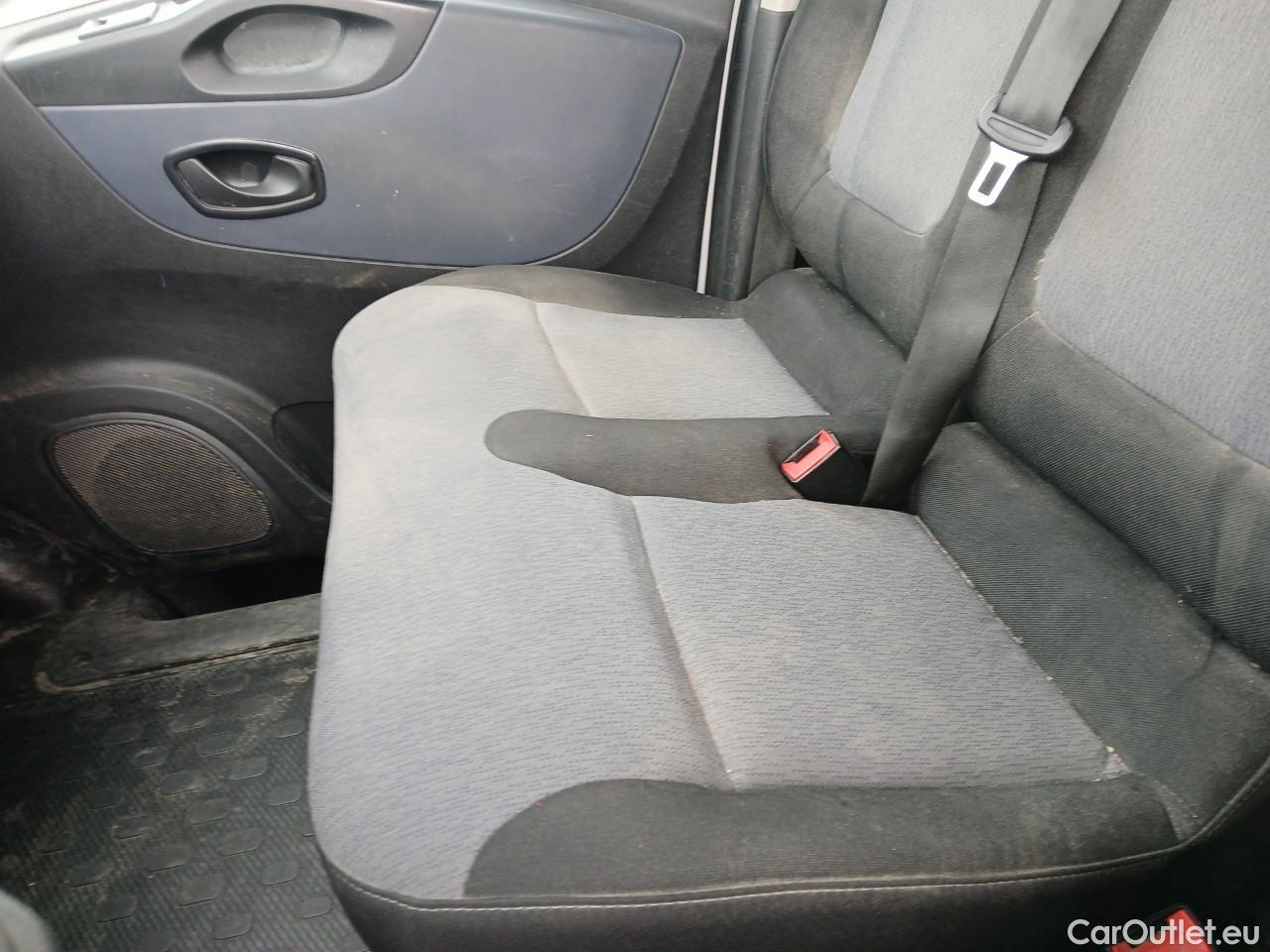  Opel  Vivaro  B Furgón/Combi Furgón L1H1 2.9T Expression 1.6 CDTI 115CV E5 #9