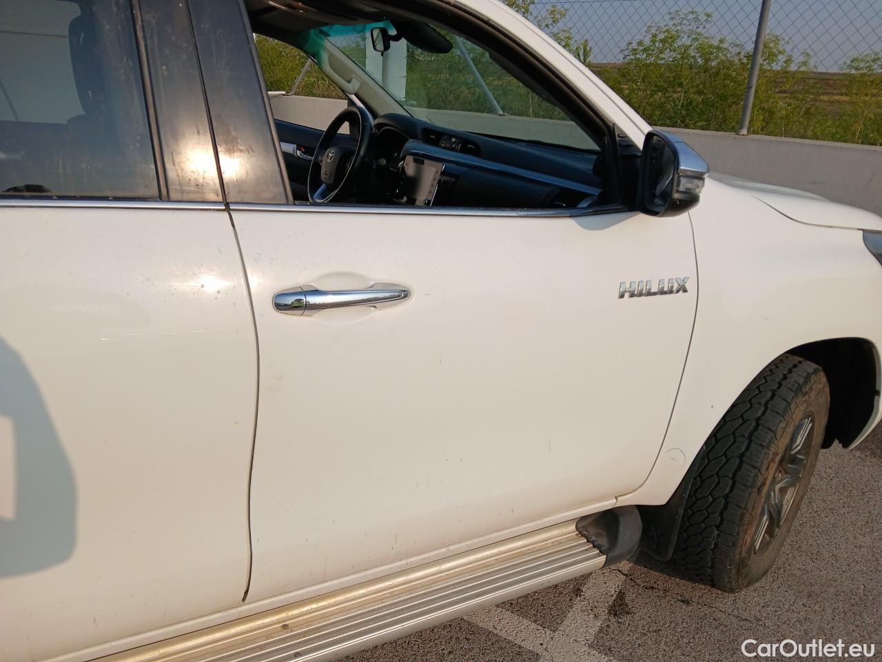  Land Rover  Discovery TOYOTA Hilux / 2020 / 4P / pickup 2.8 D-4D 150kW (204CV) Cabina Doble VX #22