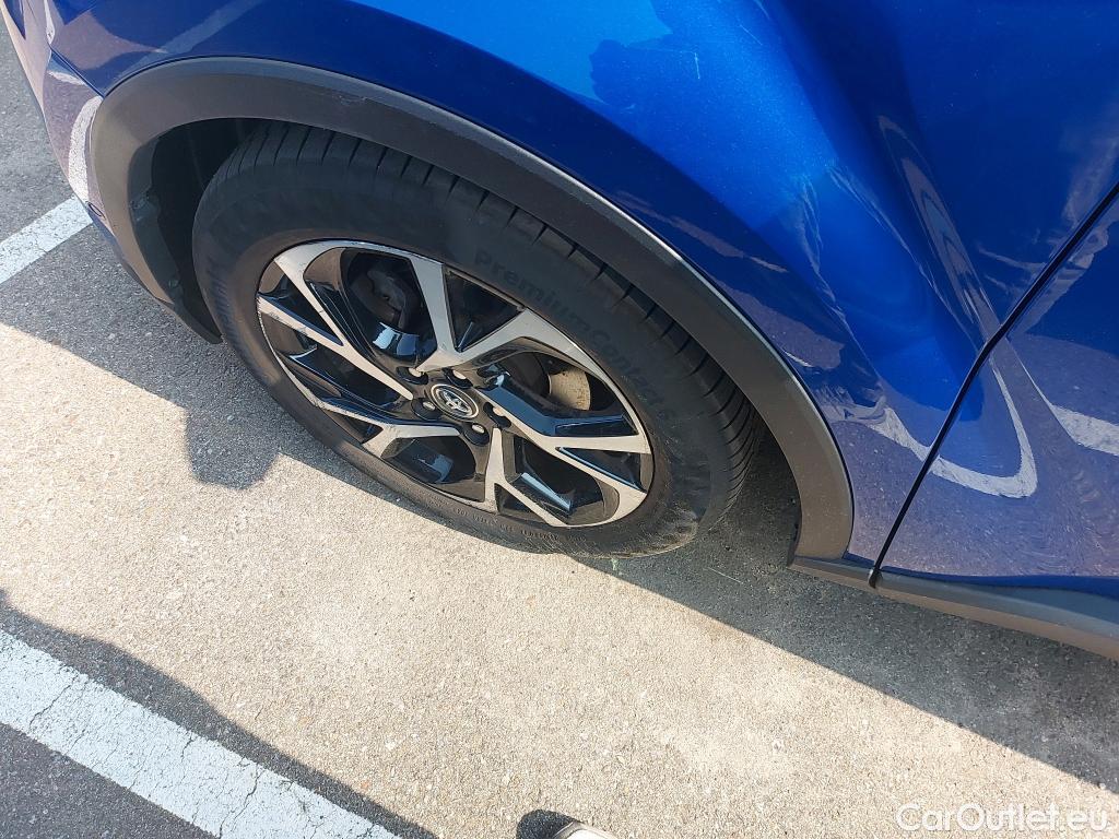  Toyota  C-HR TOYOTA  / 2016 / 5P / todoterreno 1.8 125H Advance #8