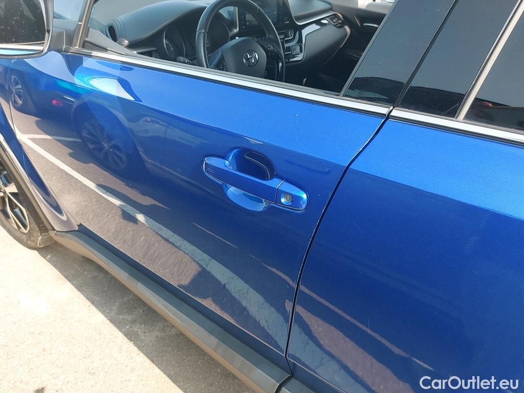  Toyota  C-HR TOYOTA  / 2016 / 5P / todoterreno 1.8 125H Advance #14