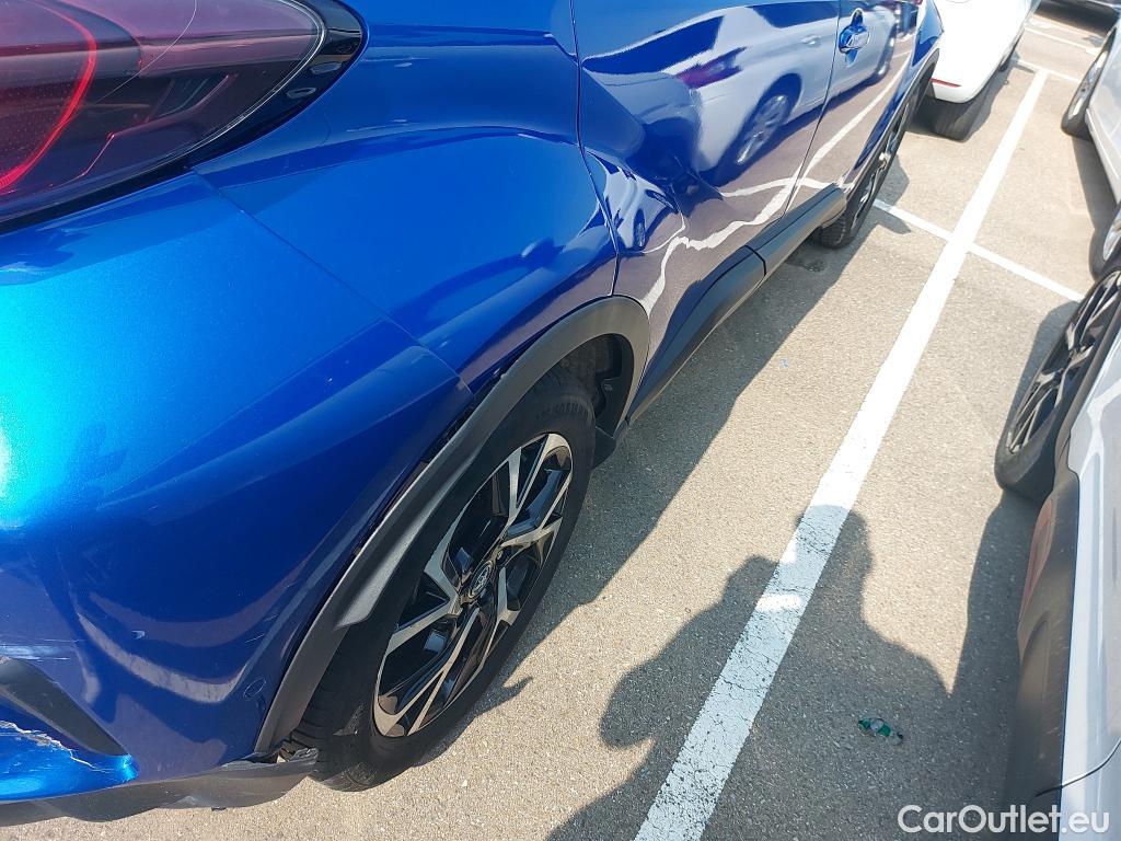  Toyota  C-HR TOYOTA  / 2016 / 5P / todoterreno 1.8 125H Advance #31