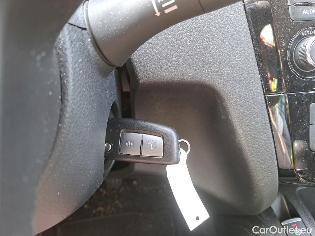  Nissan  Qashqai NISSAN  / 2017 / 5P / todoterreno DIG-T 103 kW (140 CV) E6D ACENTA (AC) #1