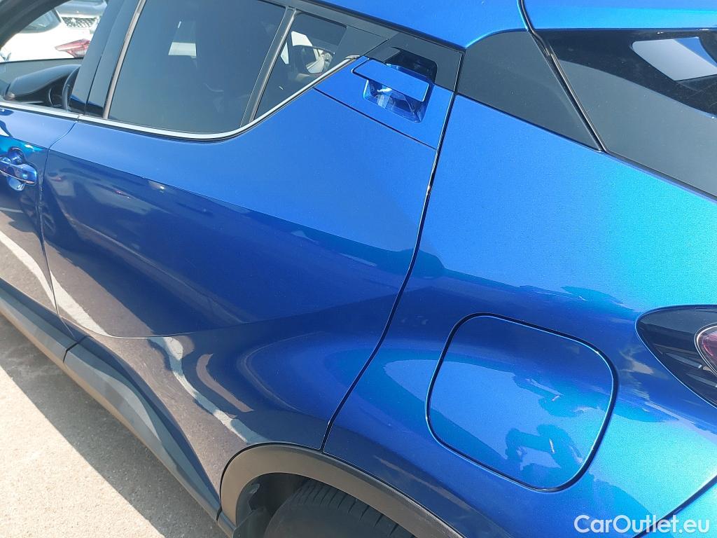  Toyota  C-HR TOYOTA  / 2016 / 5P / todoterreno 1.8 125H Advance #20