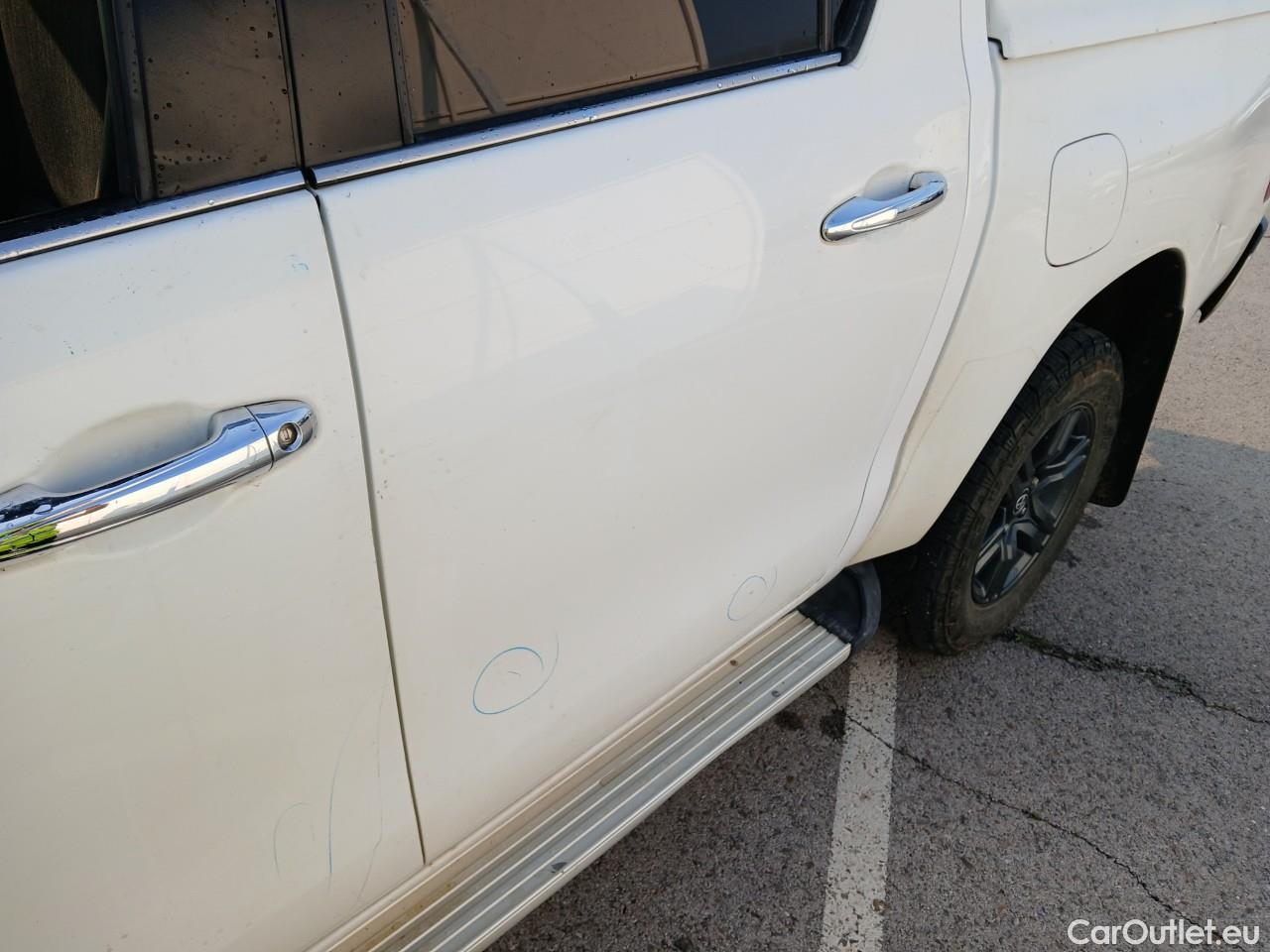 Land Rover  Discovery TOYOTA Hilux / 2020 / 4P / pickup 2.8 D-4D 150kW (204CV) Cabina Doble VX #16