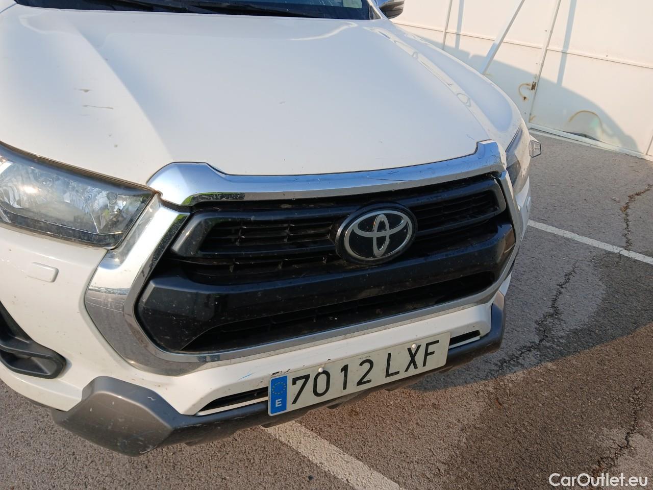  Land Rover  Discovery TOYOTA Hilux / 2020 / 4P / pickup 2.8 D-4D 150kW (204CV) Cabina Doble VX #11