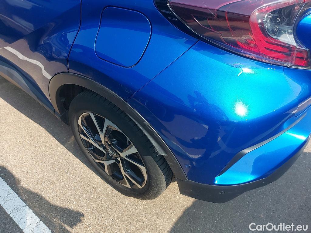  Toyota  C-HR TOYOTA  / 2016 / 5P / todoterreno 1.8 125H Advance #29