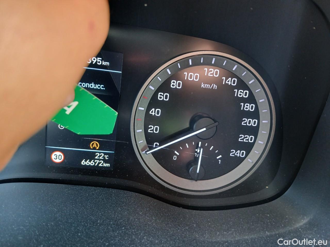  Hyundai  Tucson HYUNDAI  / 2018 / 5P / todoterreno 1.6 CRDI 100kW (136CV) 48V N-Line X 4X2 #26