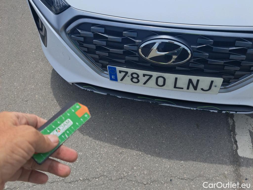  Hyundai   Ioniq HYUNDAI / 2019 / 5P / berlina con portón 1.6 GDI HEV Tecno DCT #10