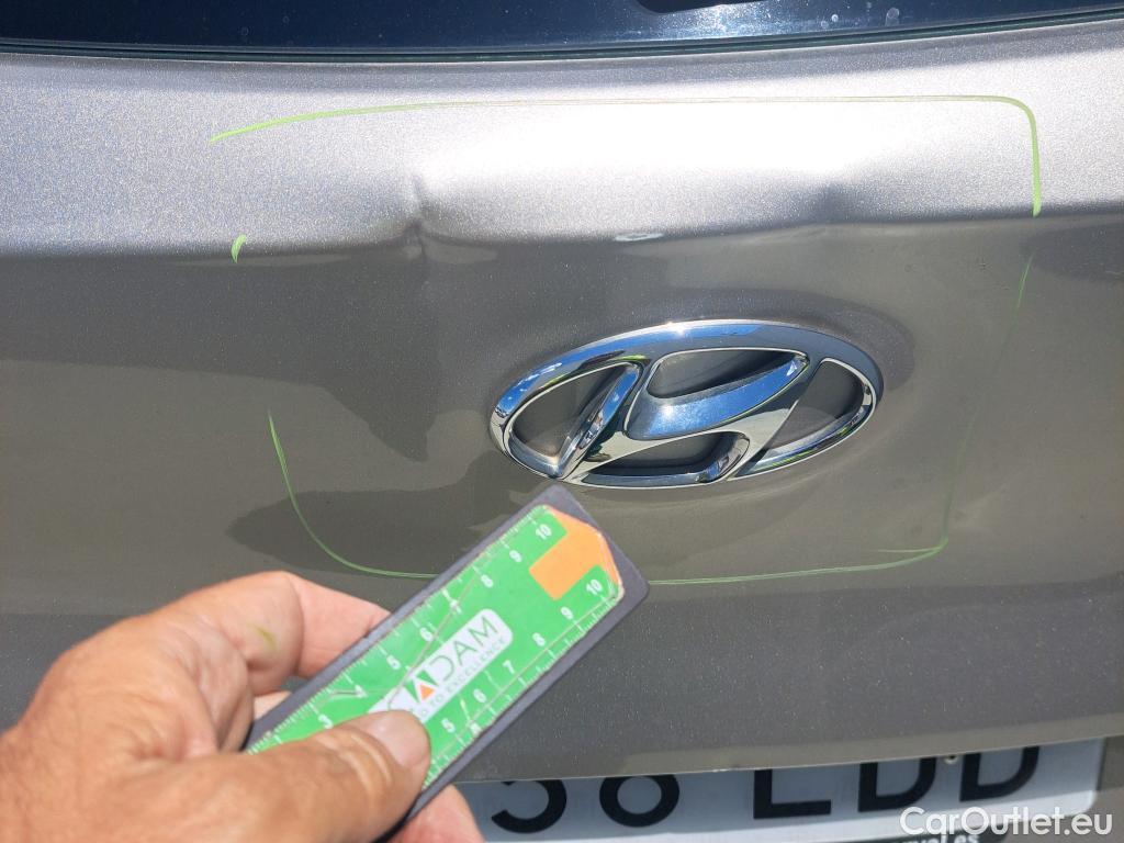  Hyundai  Tucson HYUNDAI  / 2018 / 5P / todoterreno 1.6 CRDI 85kW (116CV) 48V Tecno 4X2 #2