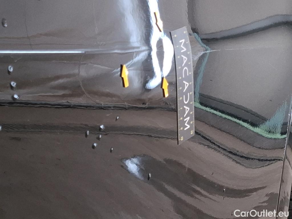  Mercedes  A-Klasse MERCEDES-BENZ Classe A Compact / 2018 / 5P / Berline A 180 Business Line 7G-DCT #57