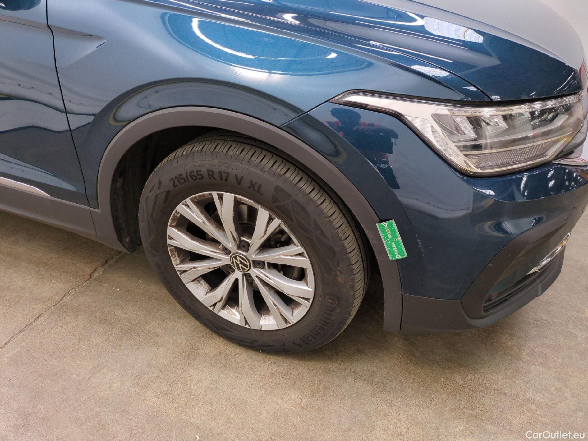  Volkswagen  Tiguan  Active 2.0 TDI 150CV BVA7 E6d #4