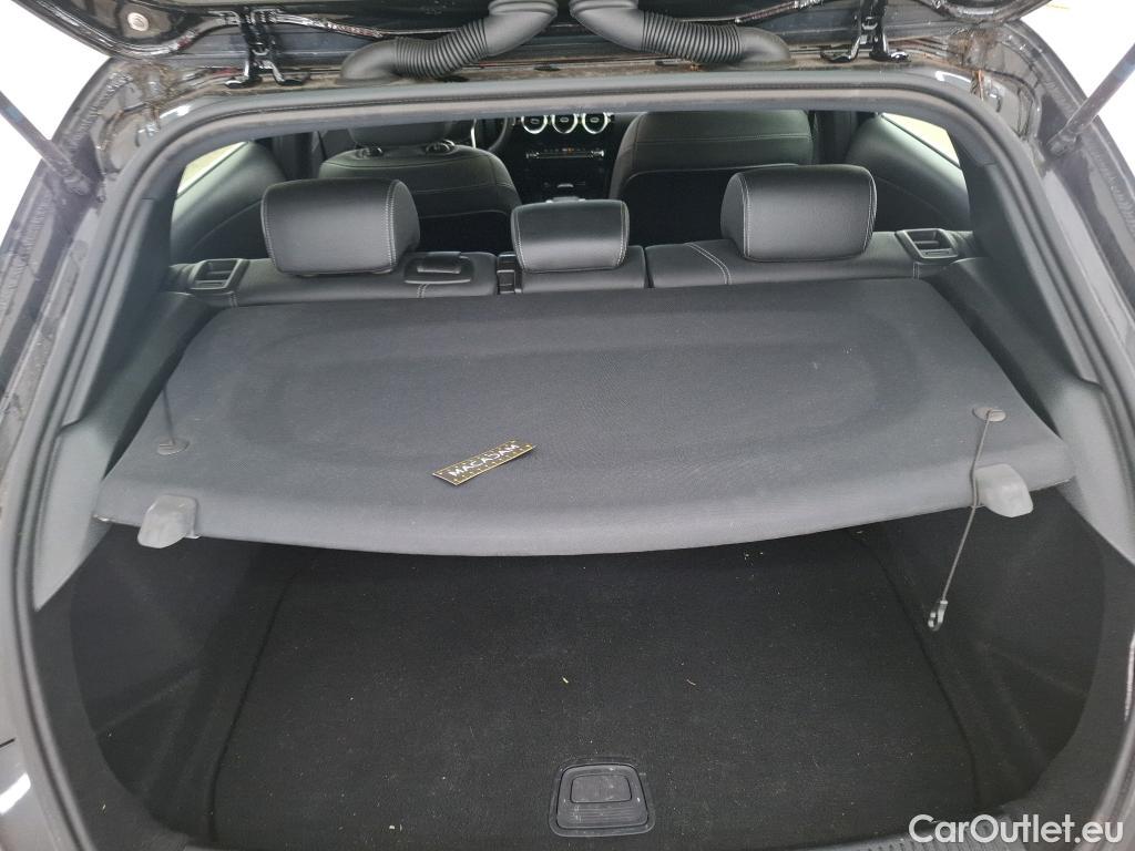  Mercedes  A-Klasse MERCEDES-BENZ Classe A Compact / 2018 / 5P / Berline A 180 Business Line 7G-DCT #53